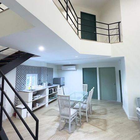 Baan Khun Pra Duplex Rm3 Bangkok公寓 外观 照片